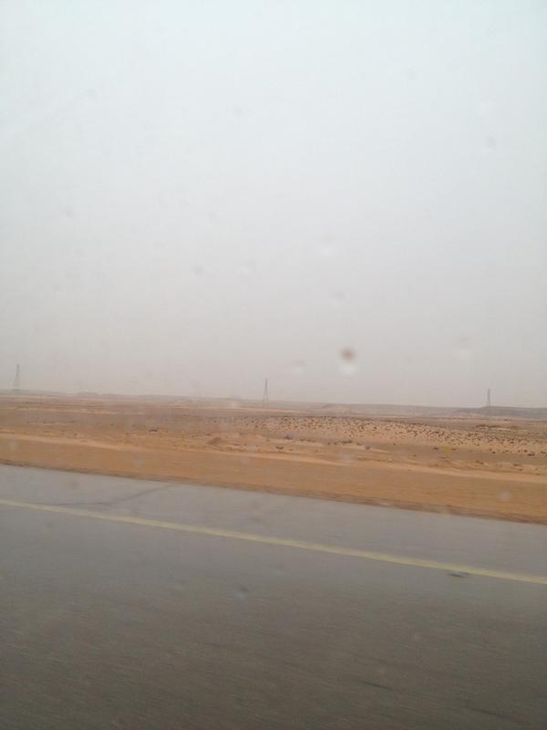 :	BBmbqorCUAE-0oZ.jpg
: 41
:	18.4 