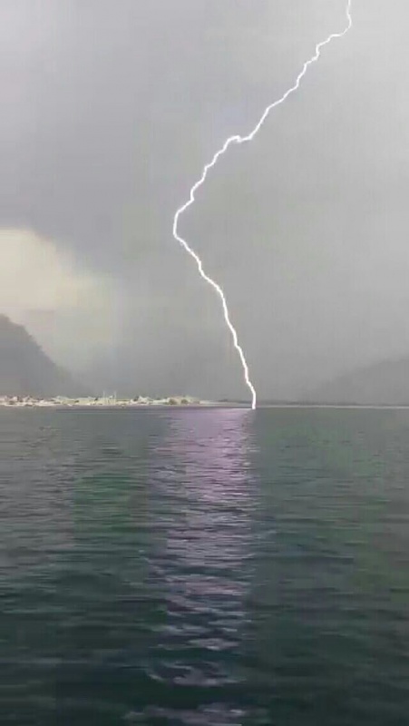 ���� ��� ������ ���� ����.&nbsp;

�����:	uploadfromtaptalk1414864130488.jpg&nbsp;
�������:	141&nbsp;
�����:	44.1 ��������&nbsp;
������:	19634